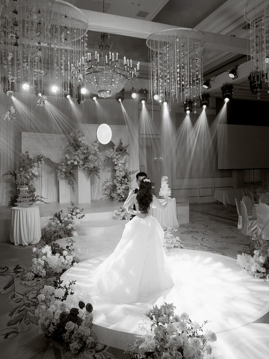 Lin Paper wedding stationery portfolio photo 24